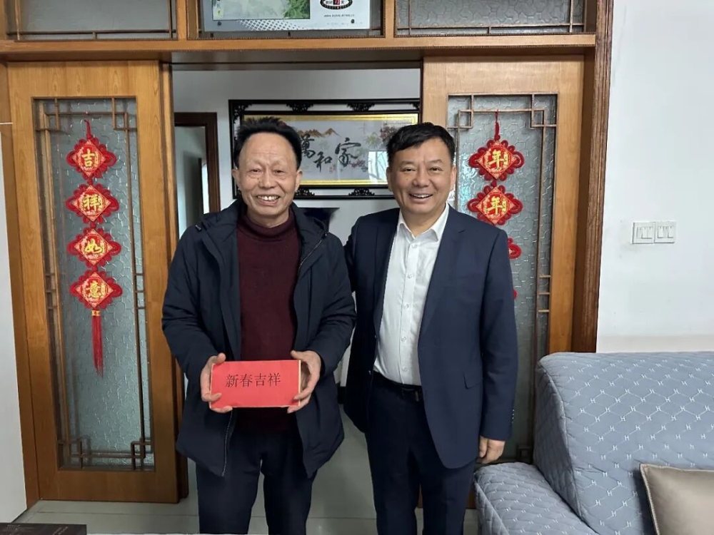 �����ÿ�չ����ǰ�߷�ο�ʻ